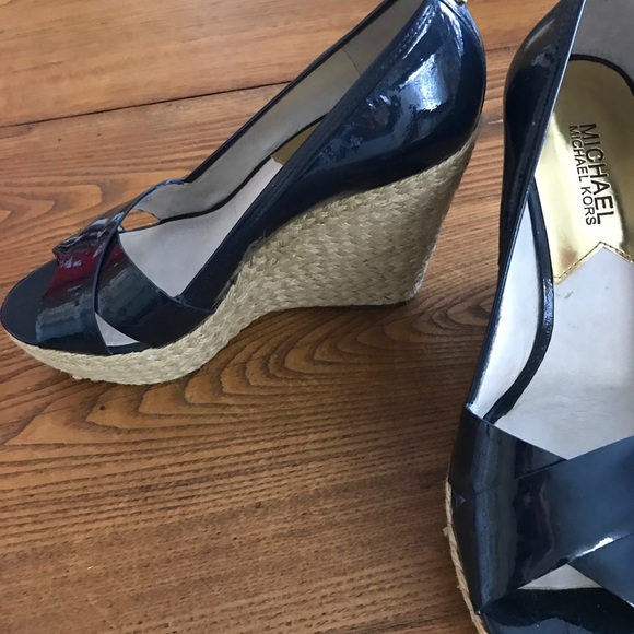 Michael Kors Shoes - Picture 2 of 3